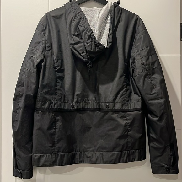 Calvin Klein Windbreaker rain jacket - Picture 7 of 7